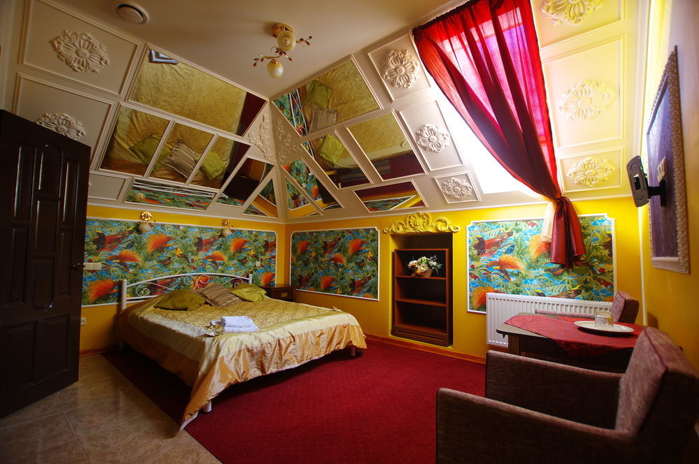 Hotel Lavilia Киев Екстериор снимка