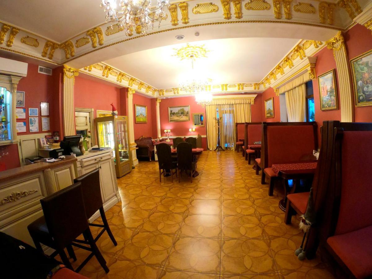 Hotel Lavilia Киев Екстериор снимка